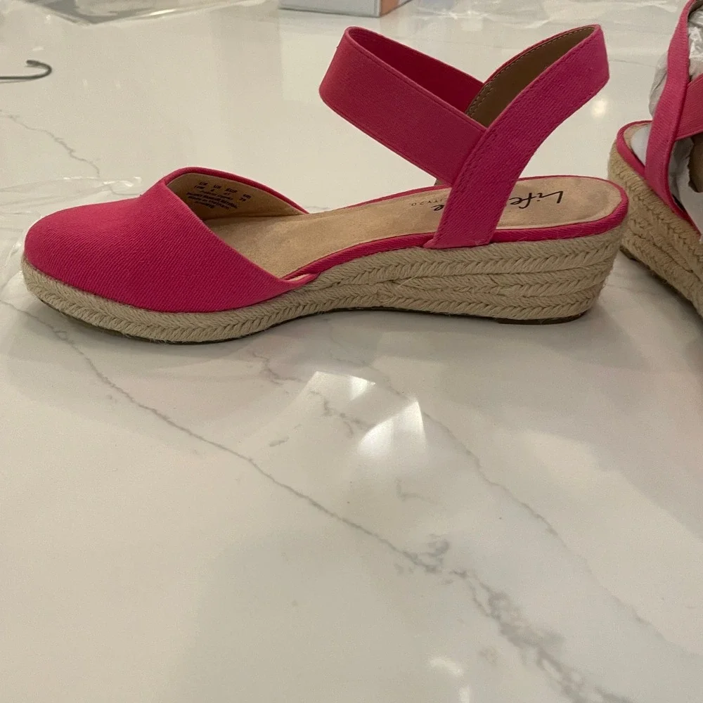 NIB LifeStride Pink Espadrille Wedge Sandals